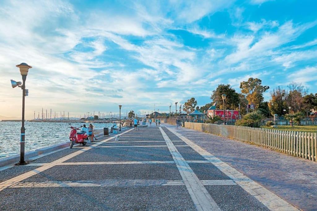 Alimos - Sea View Apartment Athens Exterior photo